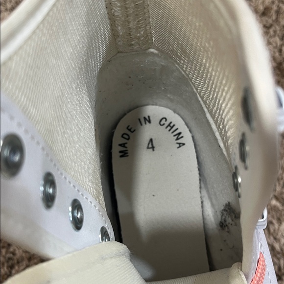 ROLLER SKATES 💕 - Picture 6 of 6